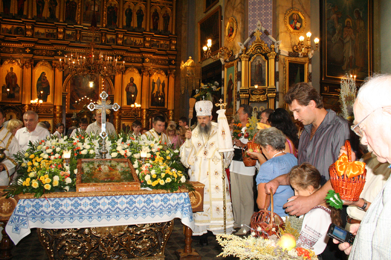 files/mix/praznik/2011/posvjachennja v cerkvi.jpg